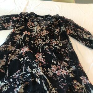 Adorable Floral Flowy Long Sleeve Dress in Black and Pink size S